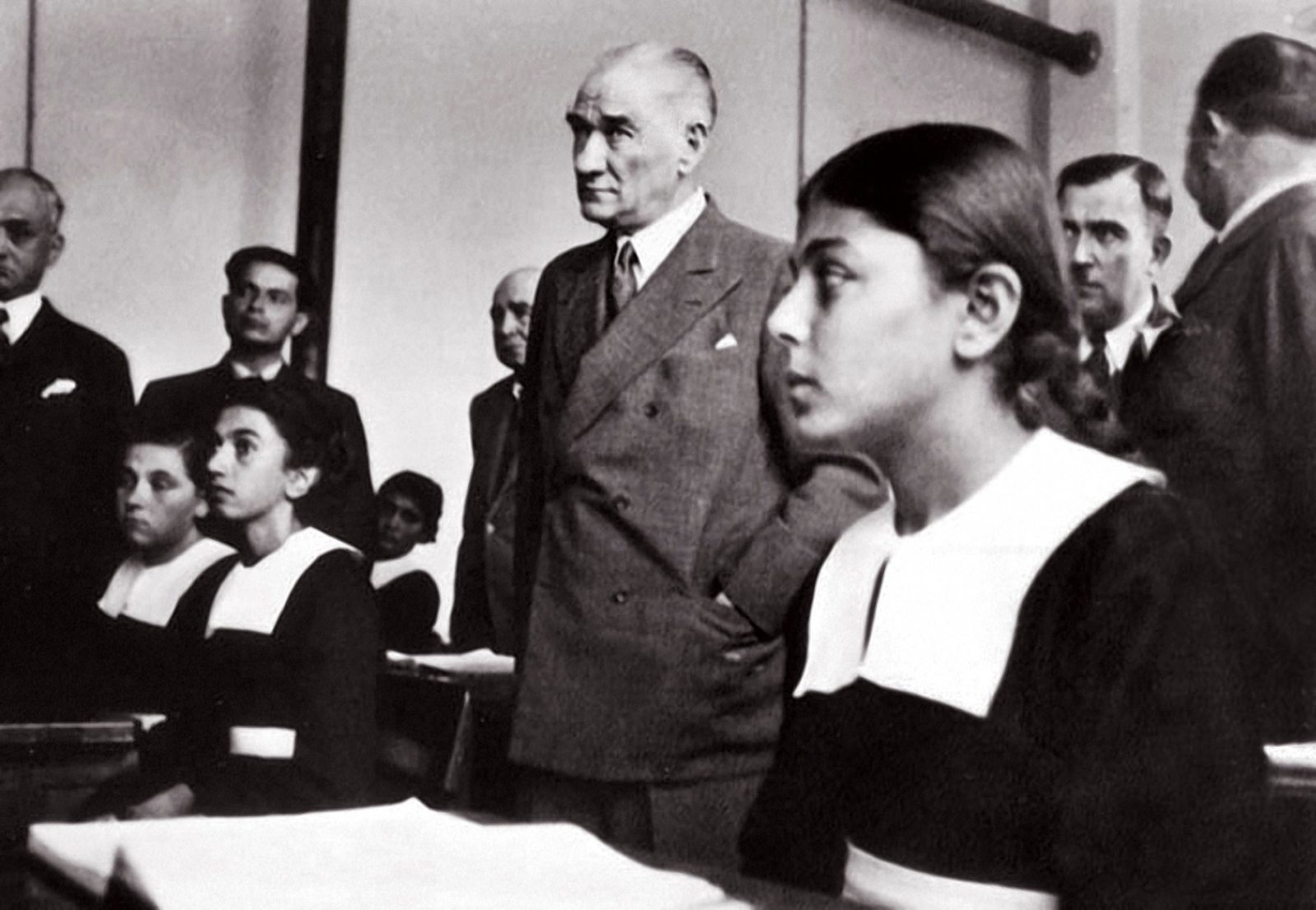 ataturk donemi okul uniformalari